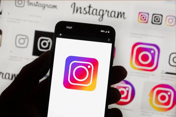 Mark Zuckerberg Tutup Mata Pada Dampak Buruk Filter Operasi Plastik di Instagram dan Facebook